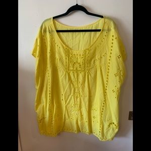 Old Navy Women’s plus size eyelit top - 4X